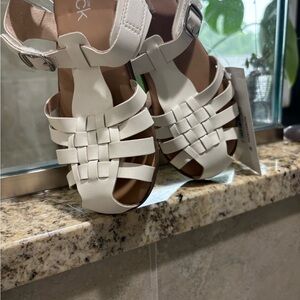 Nordstrom White Sandals with Intricate Woven Design